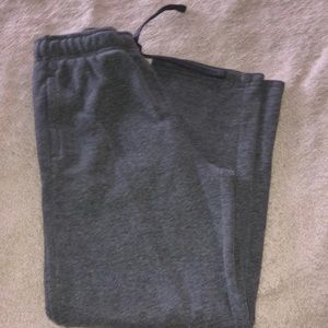 Boy’s Tek Gear jogging pants
